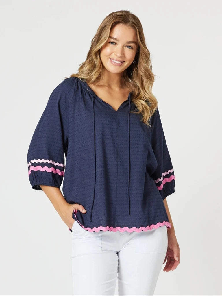Threadz Womens Ric Rack Top