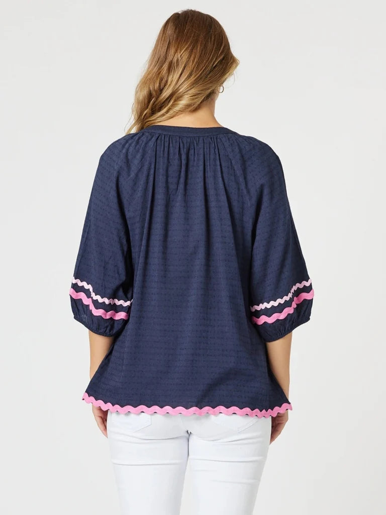 Threadz Womens Ric Rack Top