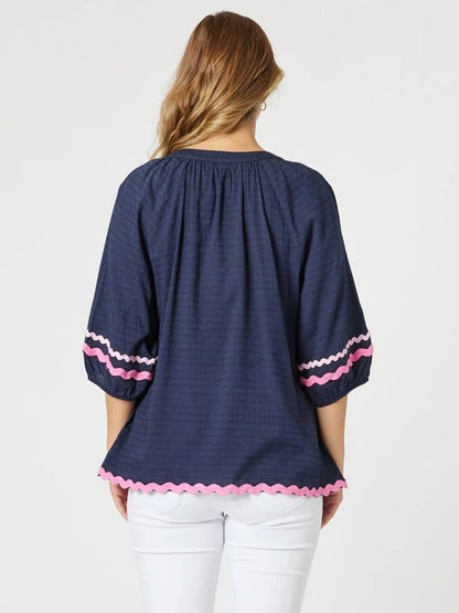 Threadz Womens Ric Rack Top