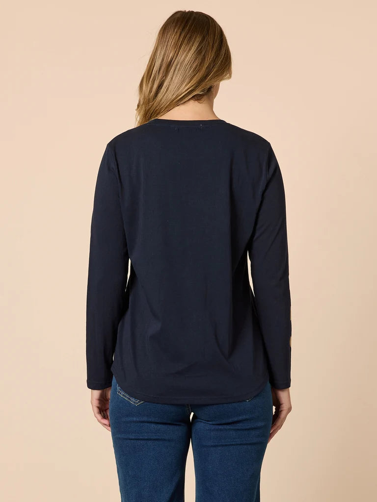 Threadz Womens Hearts Square Tee