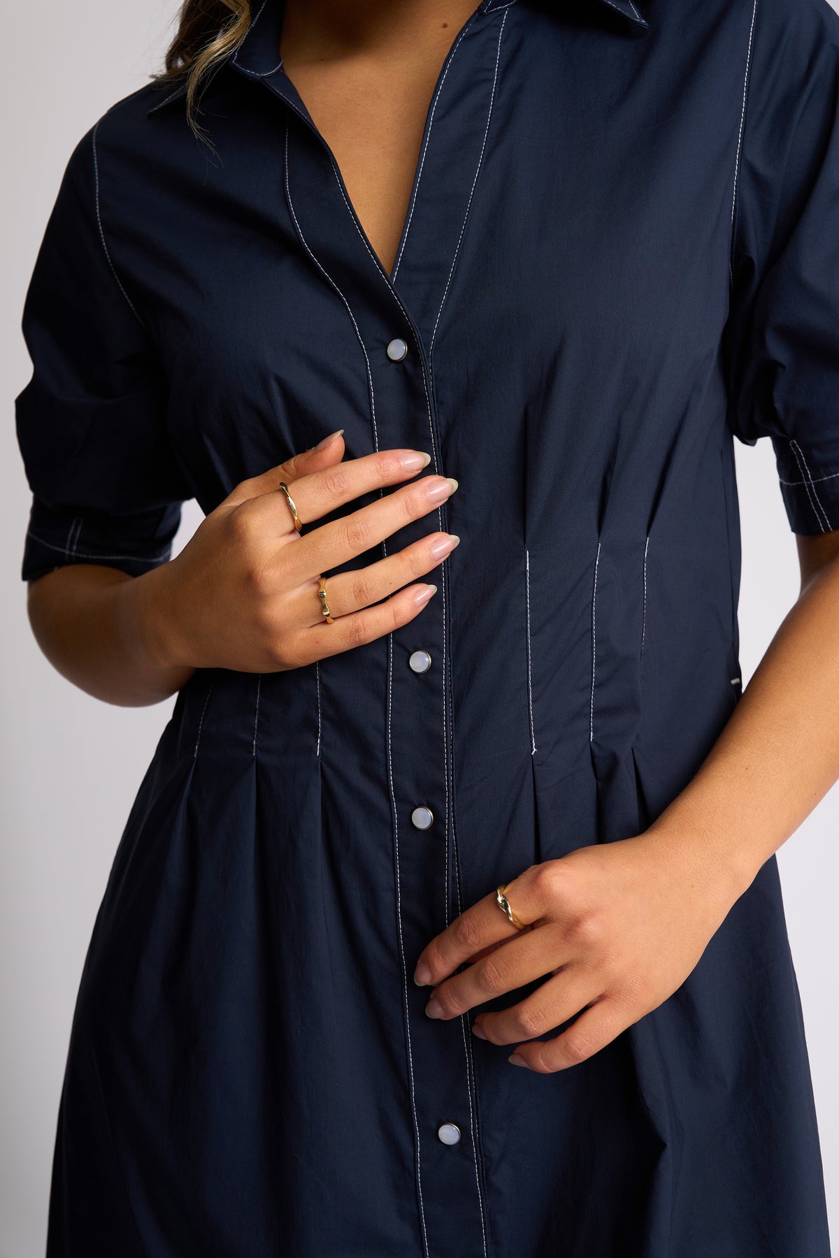 Vassalli Womens Addie Button Up Dress with Pockets