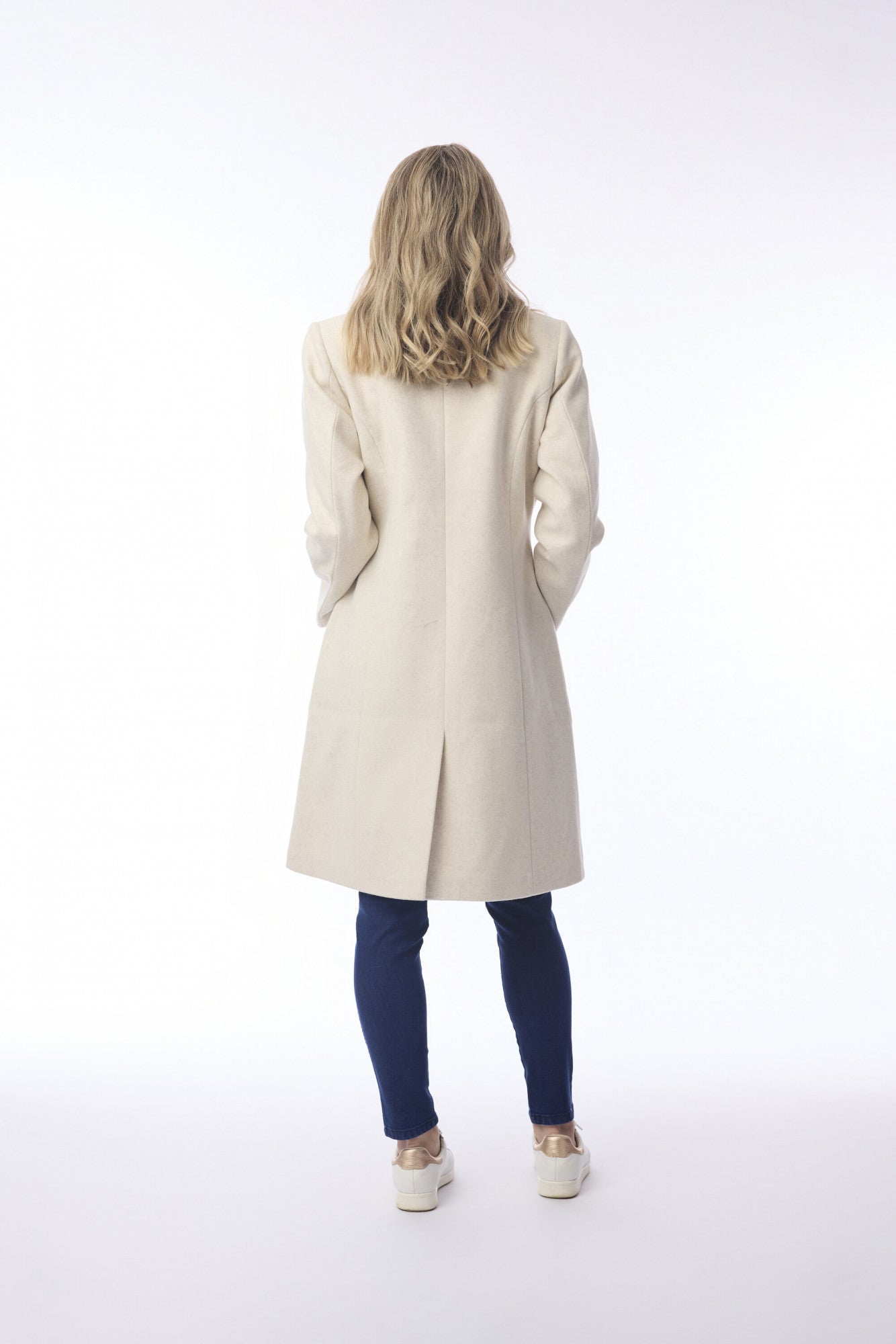 Orientique Womens 3 Button Coat