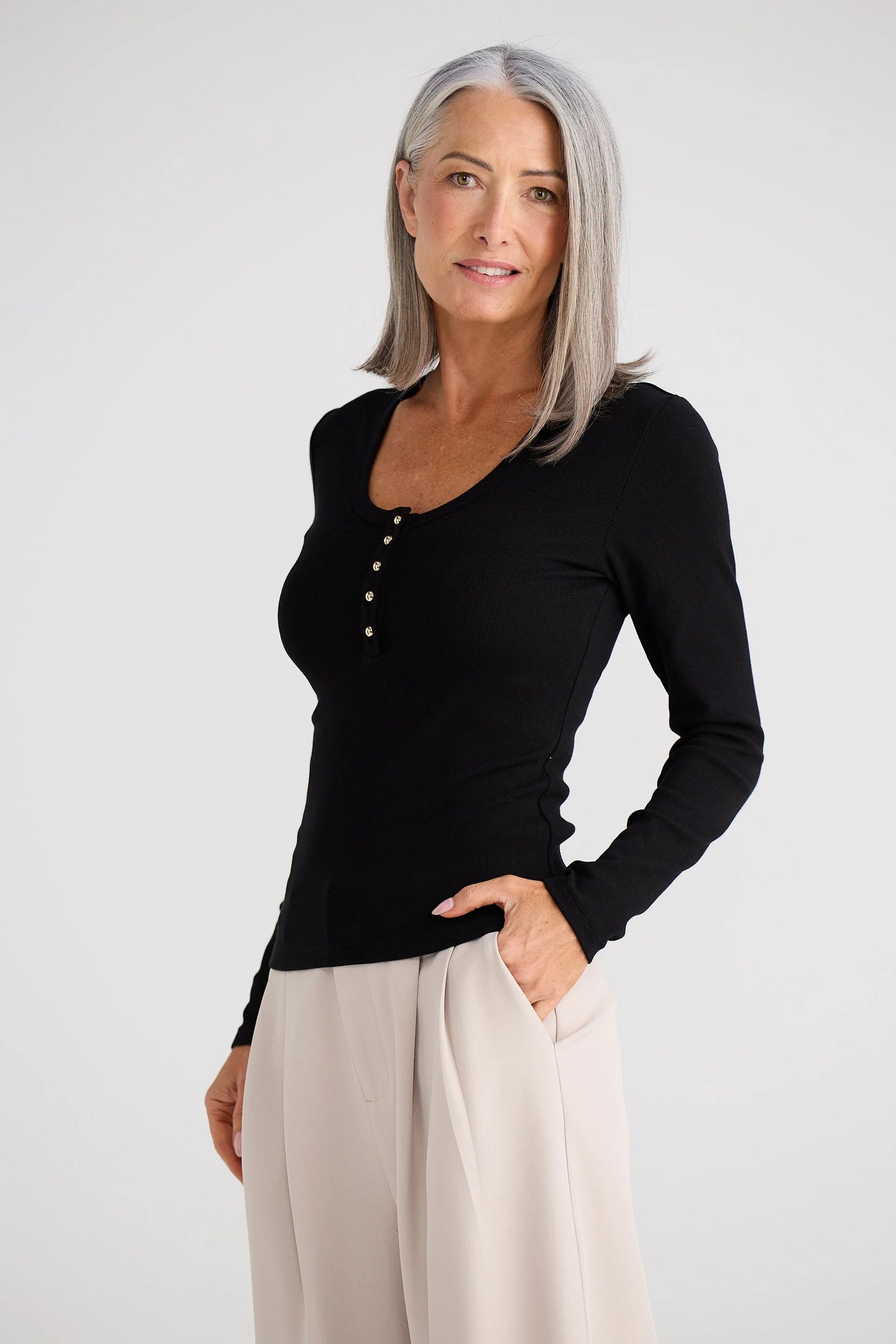 Brave & True Womens Zaya L/S Top