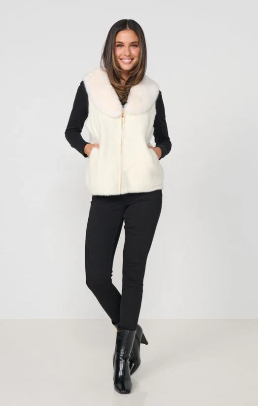 Caju Womens Faux Fur Vest