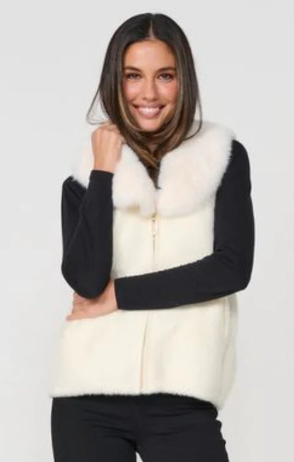 Caju Womens Faux Fur Vest