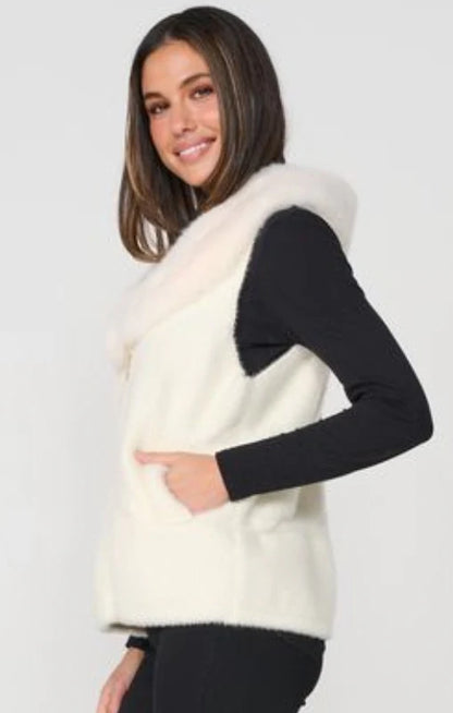 Caju Womens Faux Fur Vest