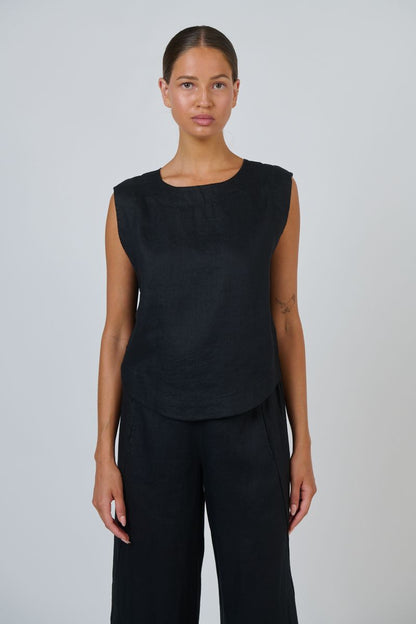 Naturals Womens Sleeveless Top