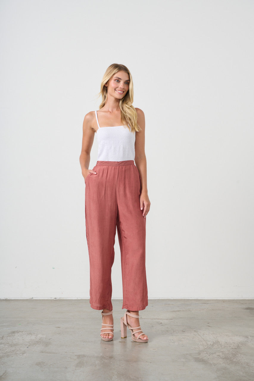 Holmes + Fallon Womens Half Elastic Waist with Pockets Pants