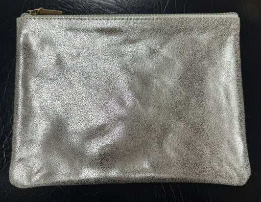 Holiday Womens Zali Pouch