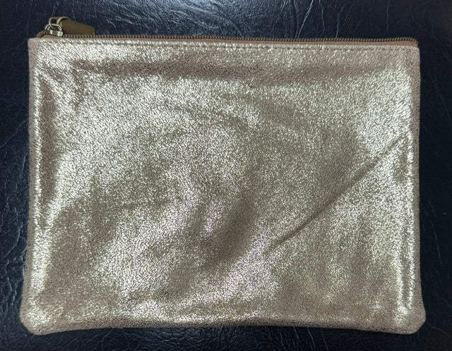 Holiday Womens Zali Pouch
