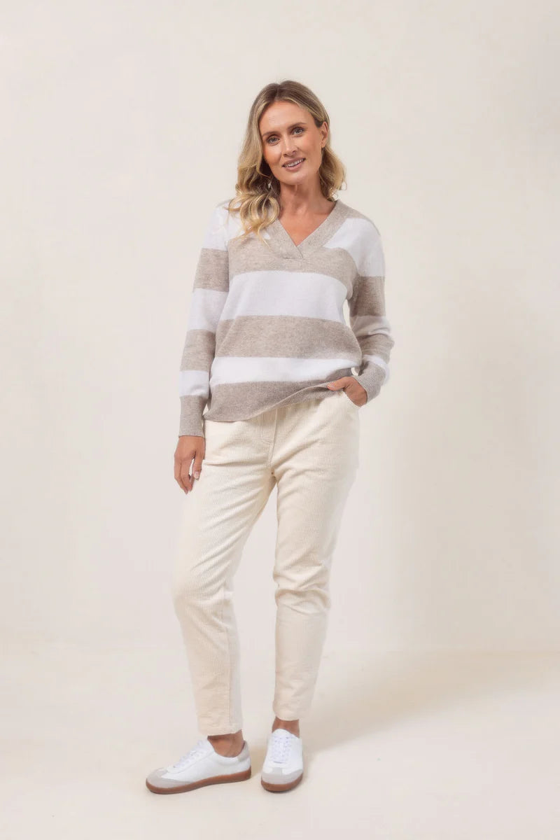 See Saw Womens 100% Merino Wool V Neck Sweater