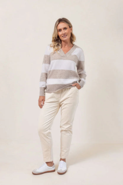 See Saw Womens 100% Merino Wool V Neck Sweater