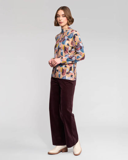 Vassalli Womens Foundation Top