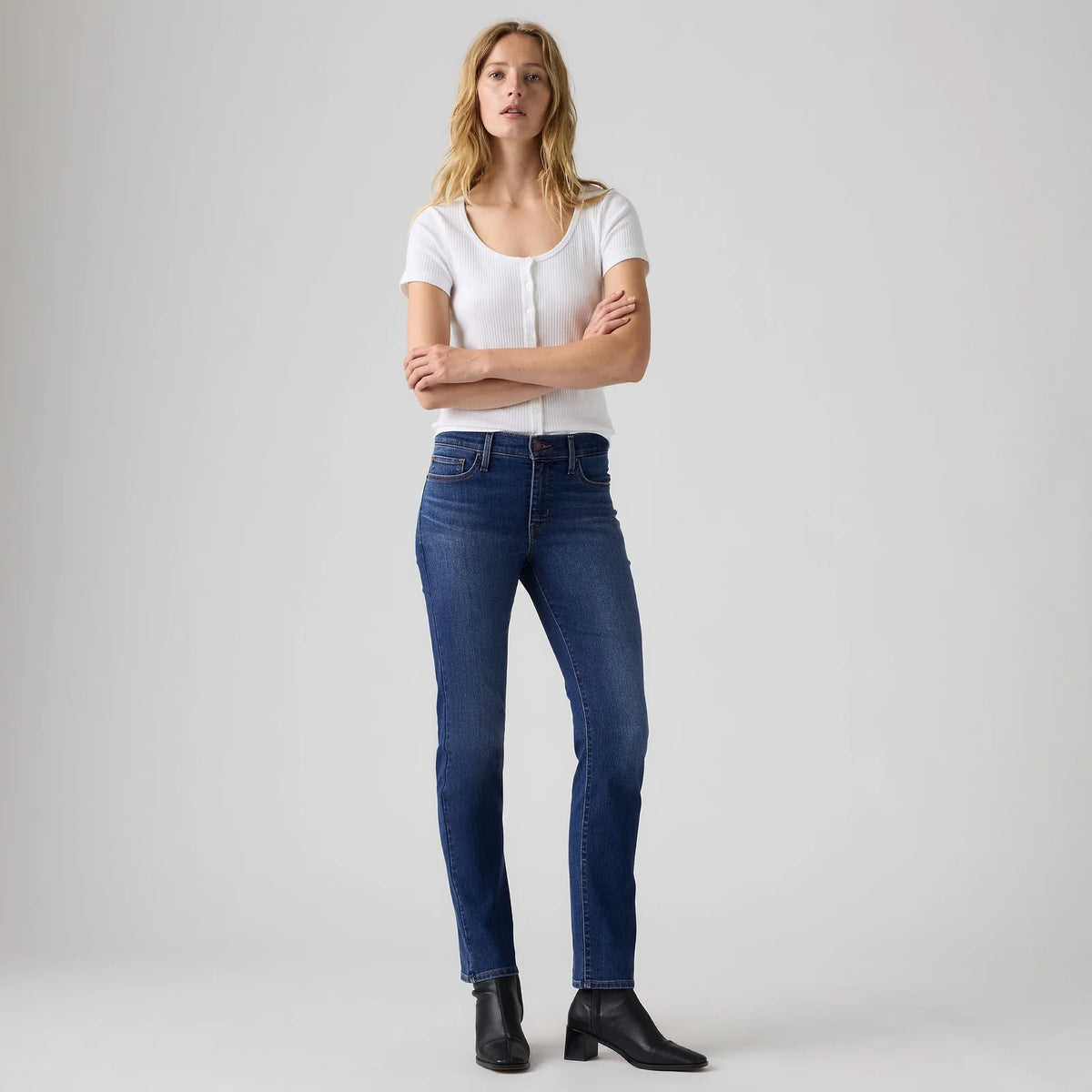 Levis Womens 312 Shaping Slim Jeans